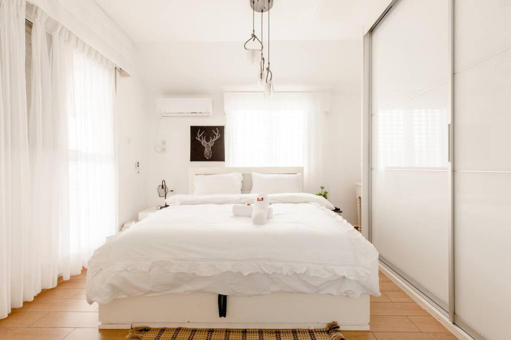 Charming Unit With Pool And Great Amenities Apartamento Rishon Leziyyon Exterior foto