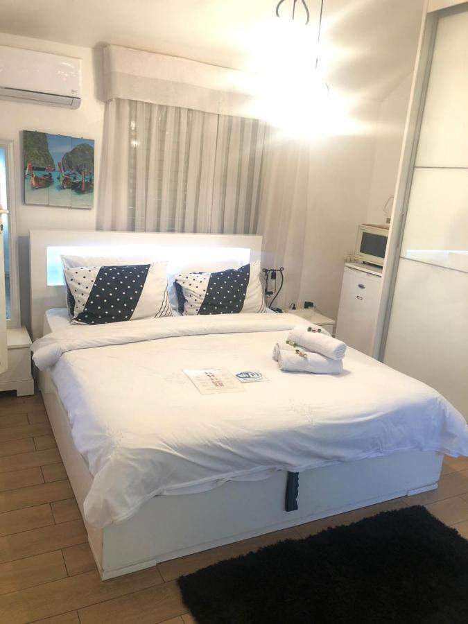 Charming Unit With Pool And Great Amenities Apartamento Rishon Leziyyon Exterior foto