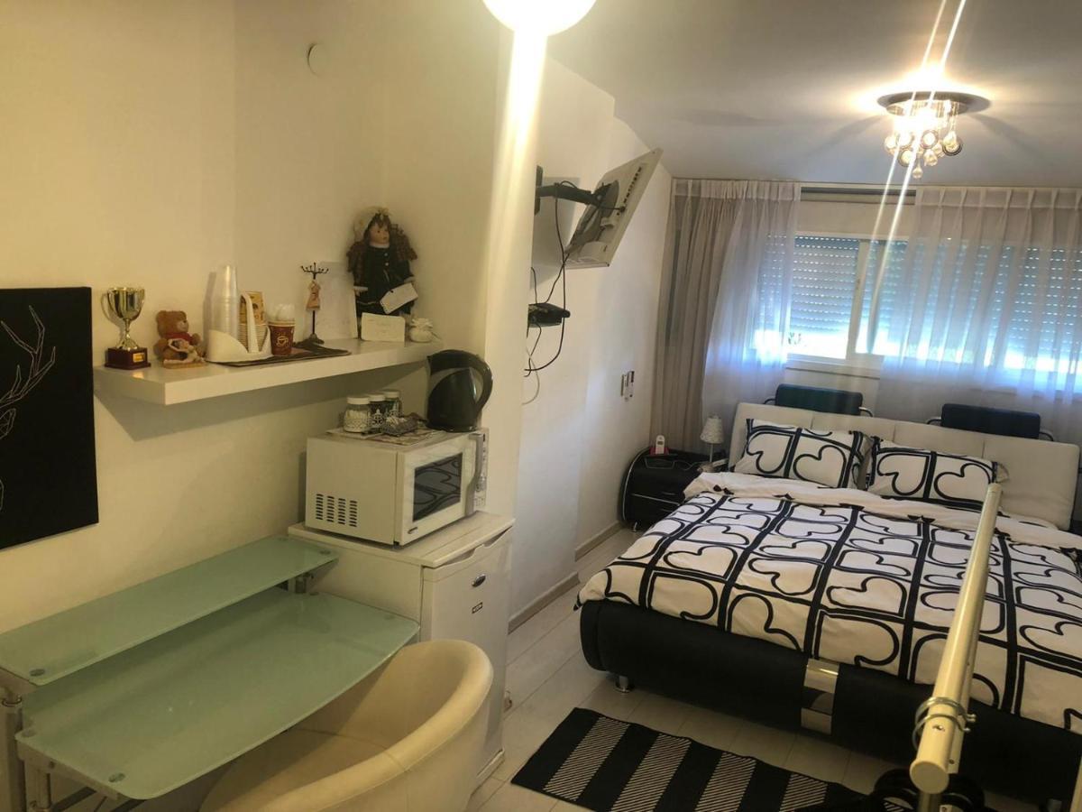 Charming Unit With Pool And Great Amenities Apartamento Rishon Leziyyon Exterior foto