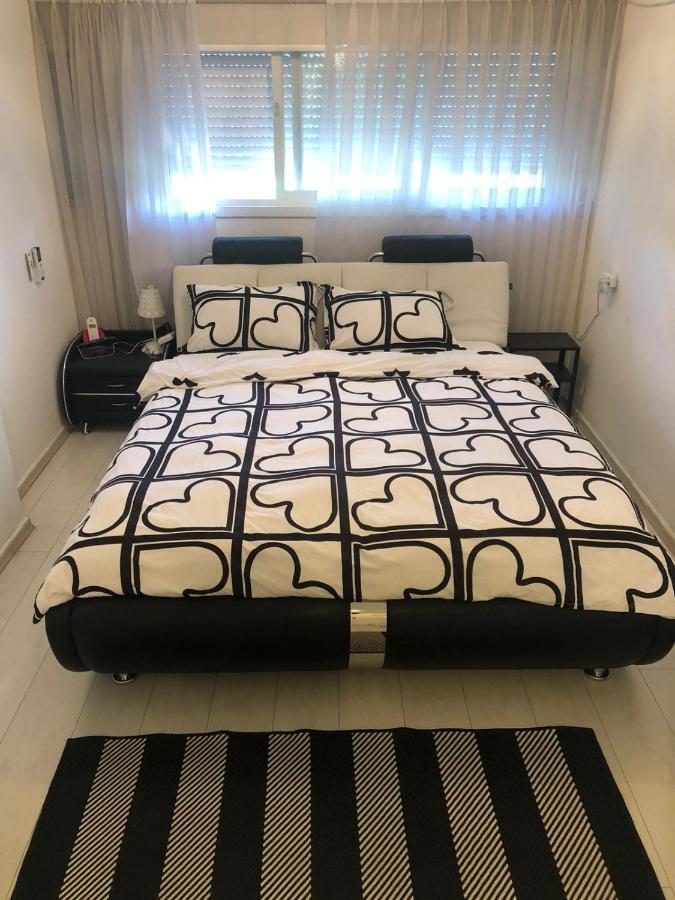 Charming Unit With Pool And Great Amenities Apartamento Rishon Leziyyon Exterior foto