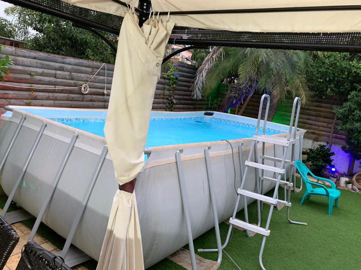 Charming Unit With Pool And Great Amenities Apartamento Rishon Leziyyon Exterior foto