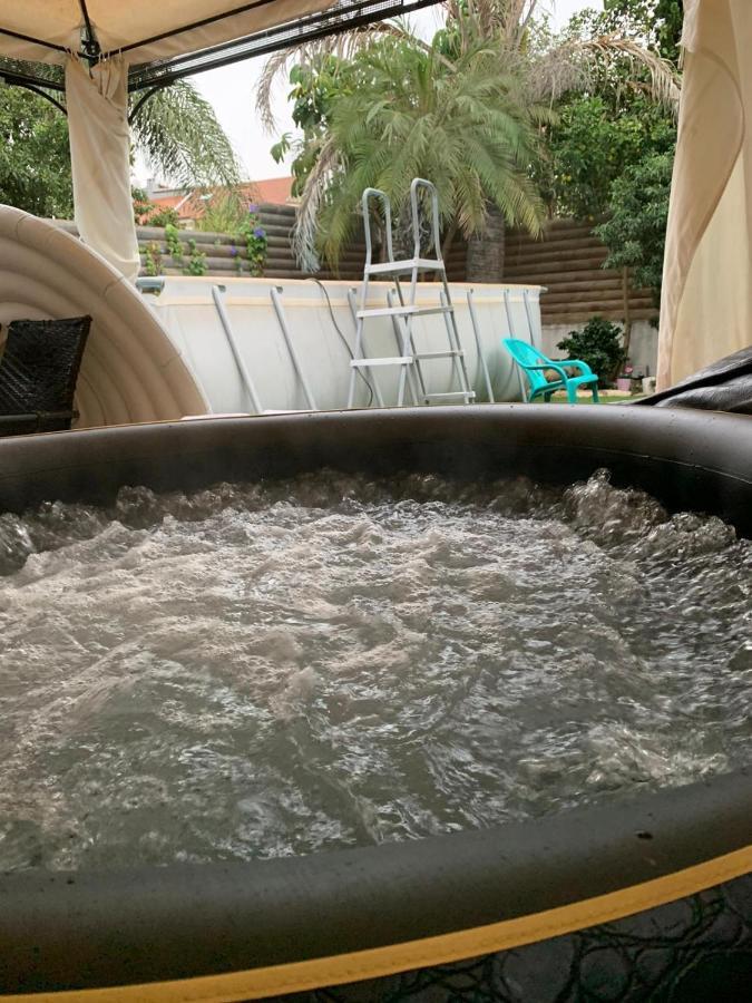 Charming Unit With Pool And Great Amenities Apartamento Rishon Leziyyon Exterior foto